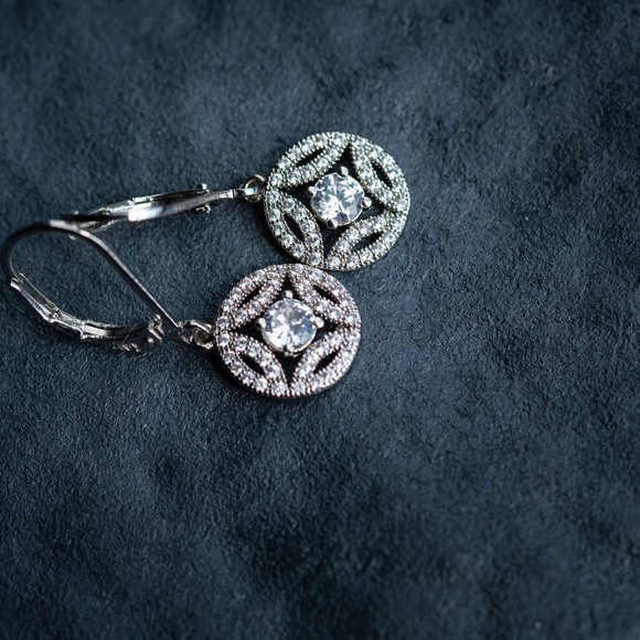JNY Olivia Earrings - Picture 3 of 5